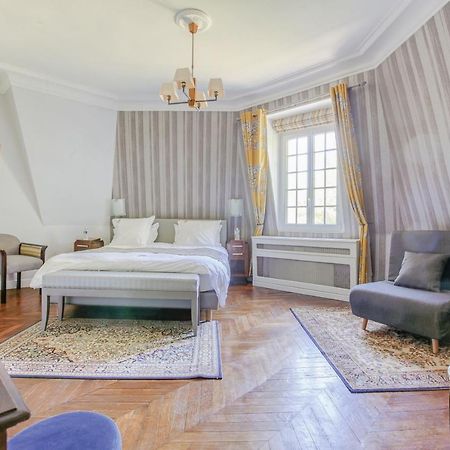 Chateau D'Avesnes - Le Castelet Екстер'єр фото