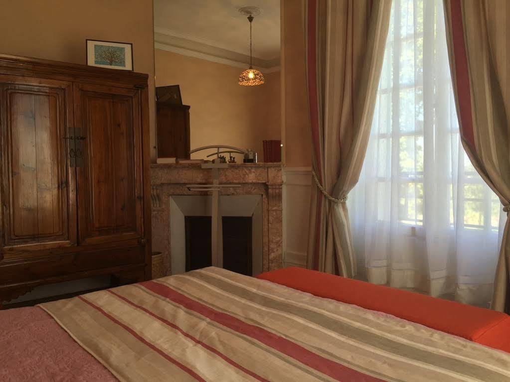 Chateau D'Avesnes - Le Castelet Екстер'єр фото