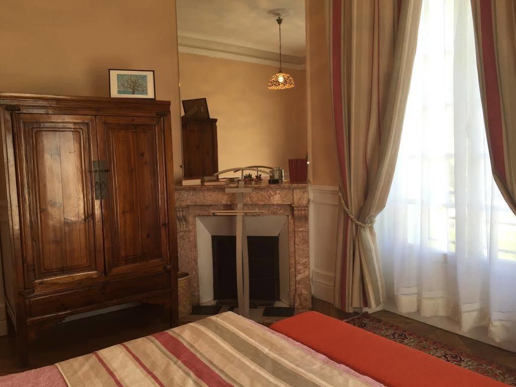 Chateau D'Avesnes - Le Castelet Екстер'єр фото
