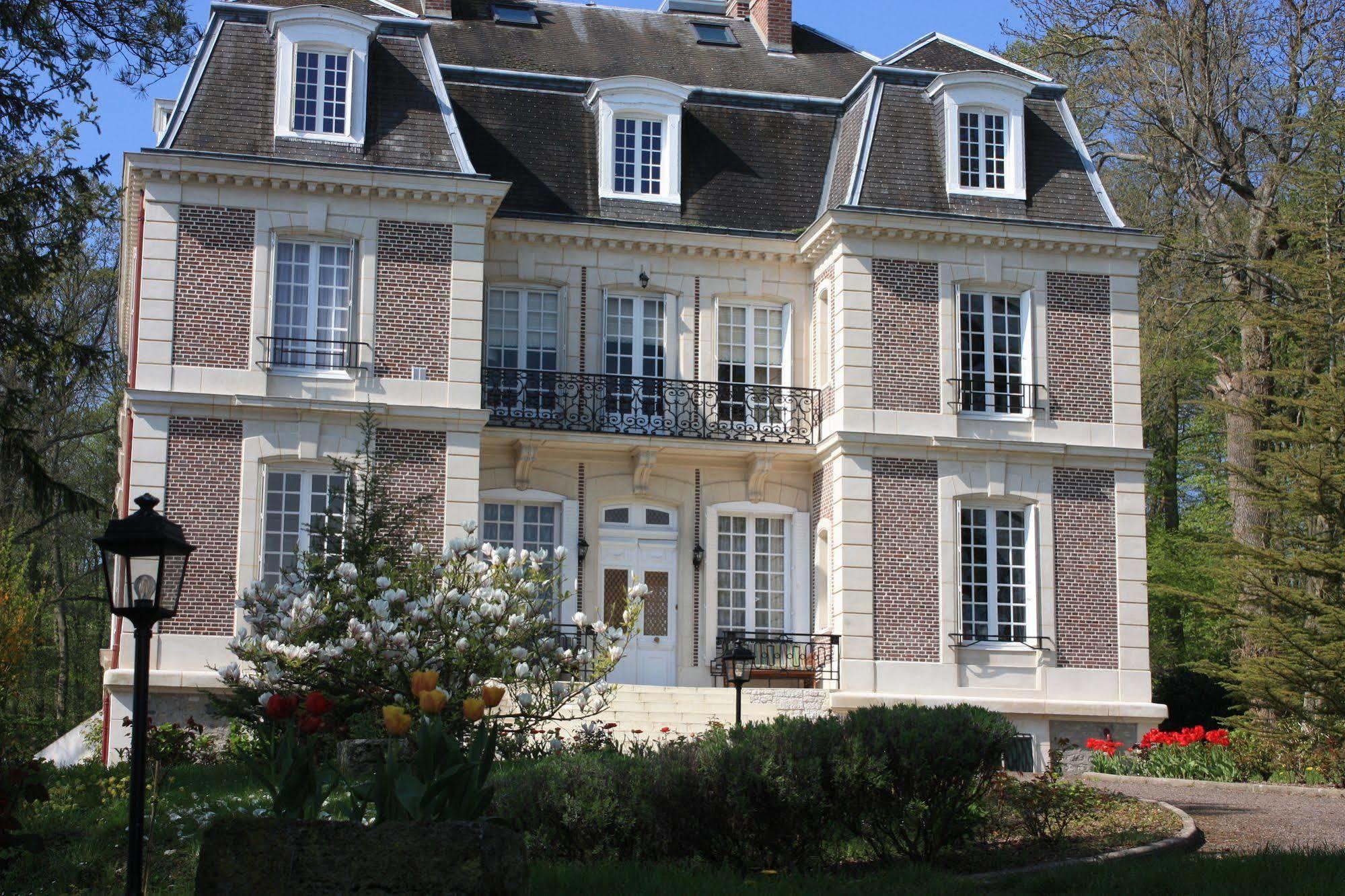 Chateau D'Avesnes - Le Castelet Екстер'єр фото