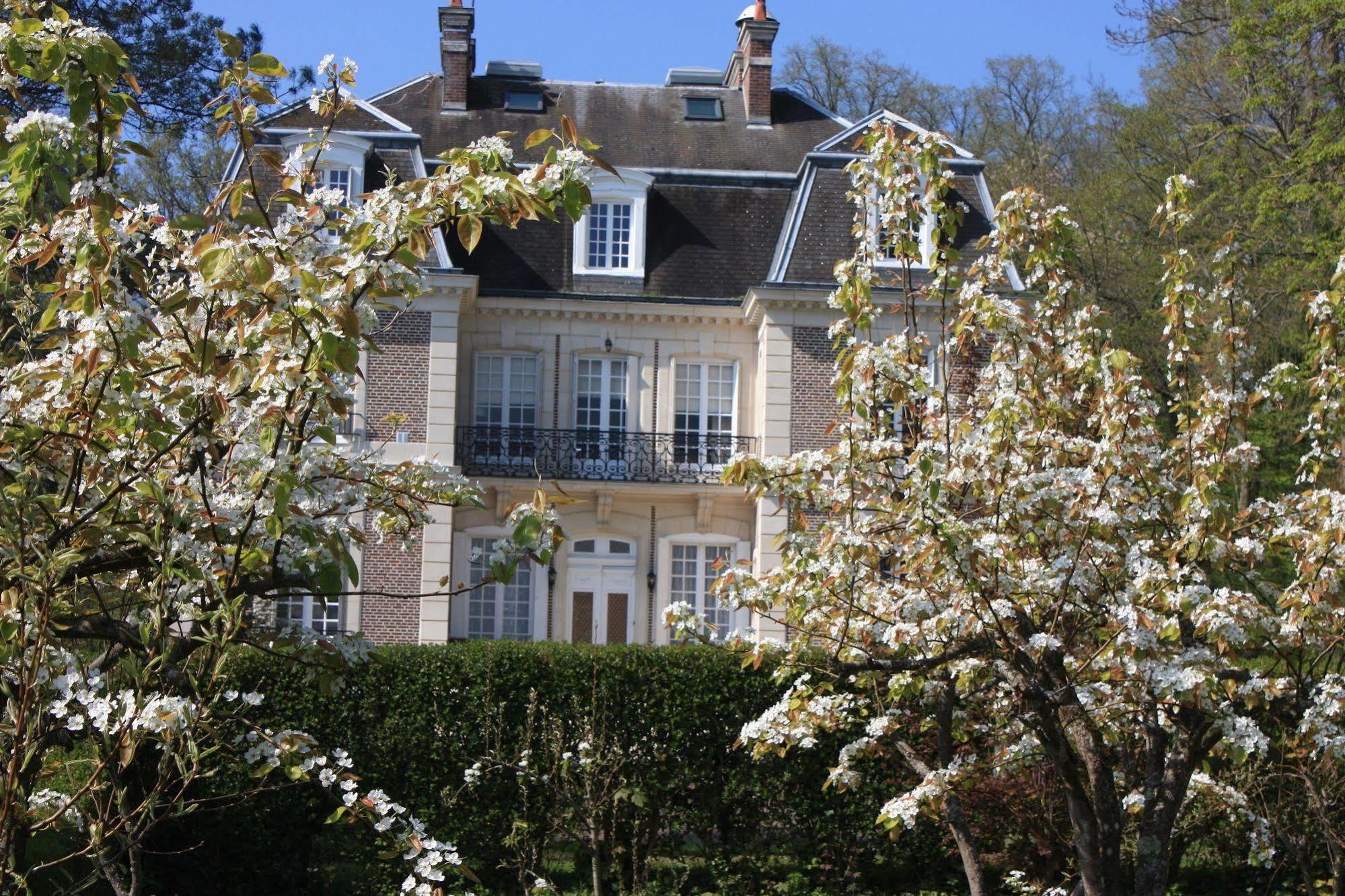 Chateau D'Avesnes - Le Castelet Екстер'єр фото