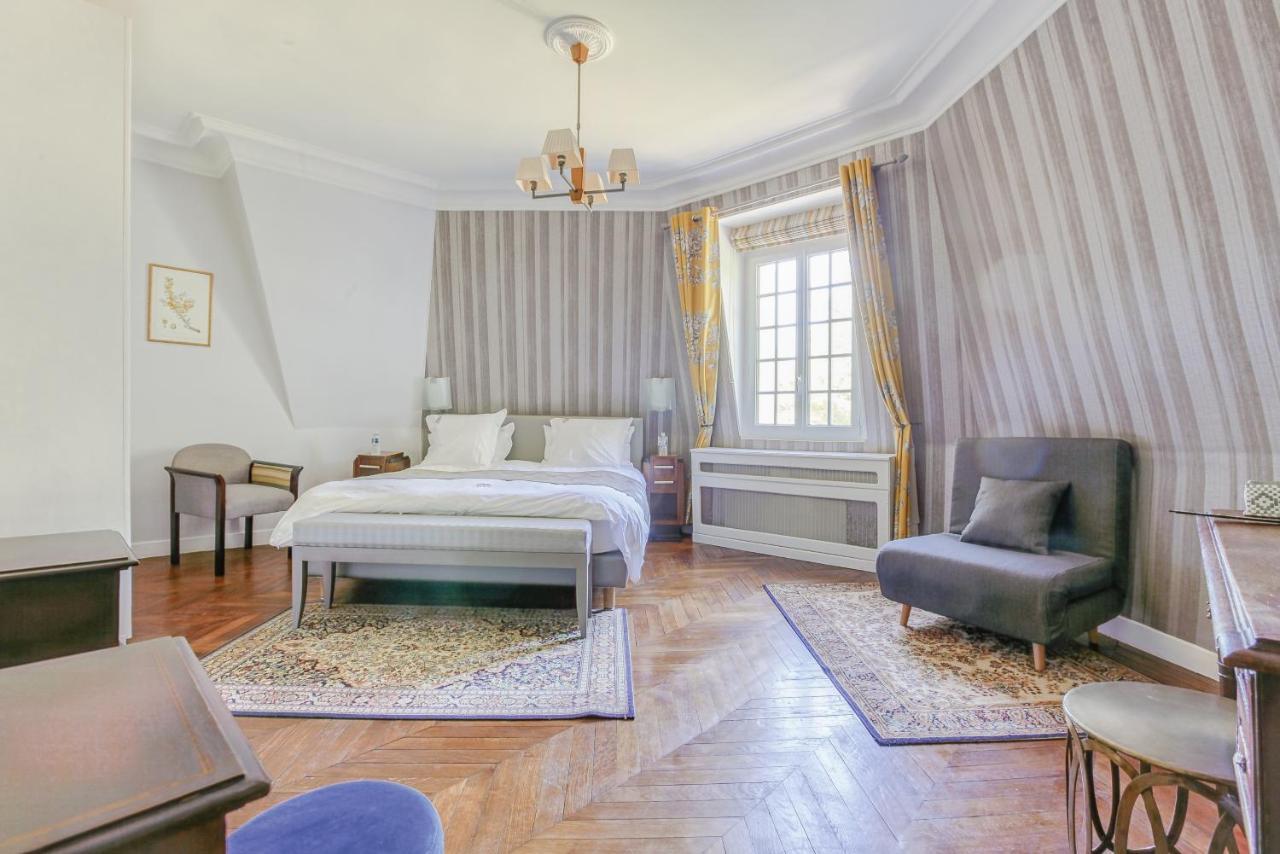 Chateau D'Avesnes - Le Castelet Екстер'єр фото